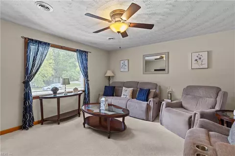 24441 Lovers Ln, Windsor, VA 23487 photo 7