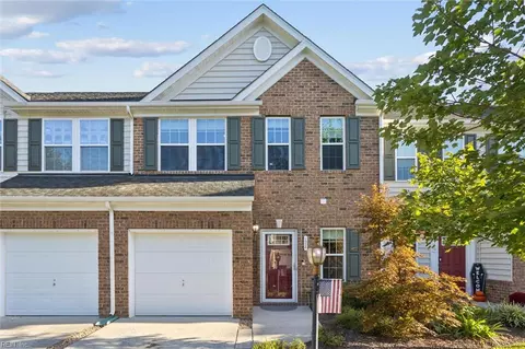 122 Kelly St, Yorktown, VA 23690
