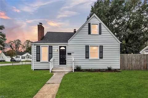 3665 Hyde Cir, Norfolk, VA 23513