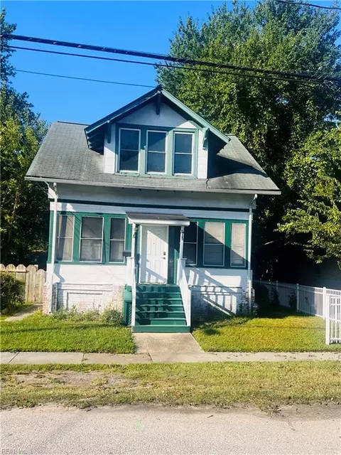 35 W Sherwood Ave, Hampton, VA 23663