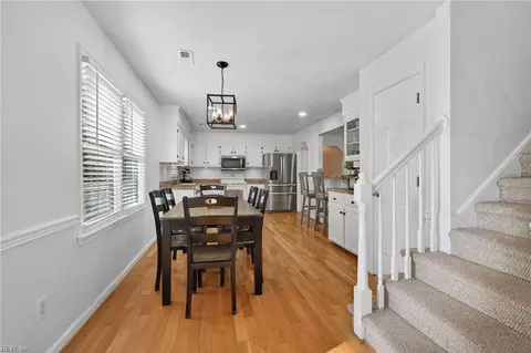 Entry Way - 2716 Brook Stone Dr, Chesapeake, VA 23321 photo 3 of 3
