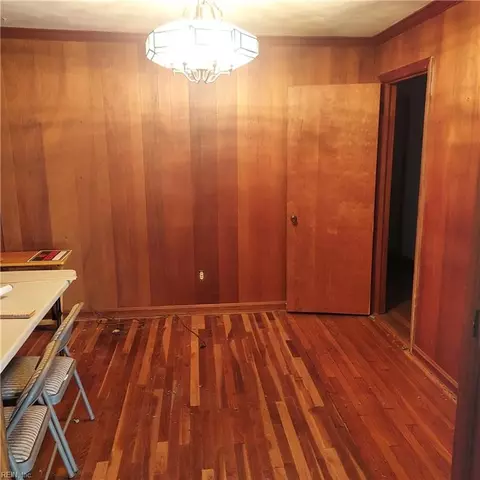 Other - 9 Julian Pl, Hampton, VA 23666 photo 2 of 4