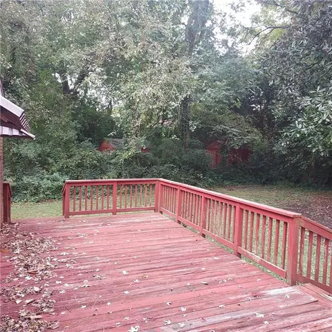 Exterior - 9 Julian Pl, Hampton, VA 23666 photo 2 of 6