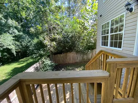 Exterior - 104 Rusty Ct, Williamsburg, VA 23185 photo 5 of 6