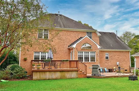 Exterior - 509 River Gate Rd, Chesapeake, VA 23322 photo 8 of 12