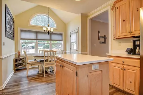 Kitchen - 509 River Gate Rd, Chesapeake, VA 23322 photo 5 of 5