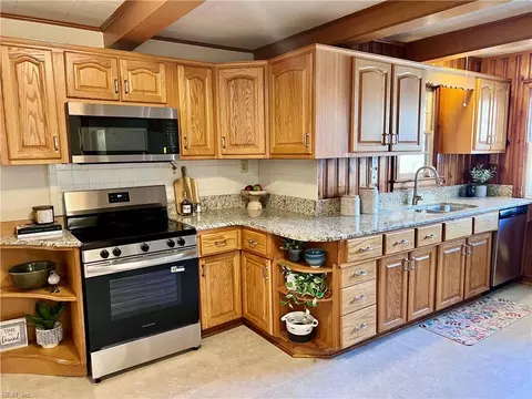 408 E Westmont Ave, Norfolk, VA 23503