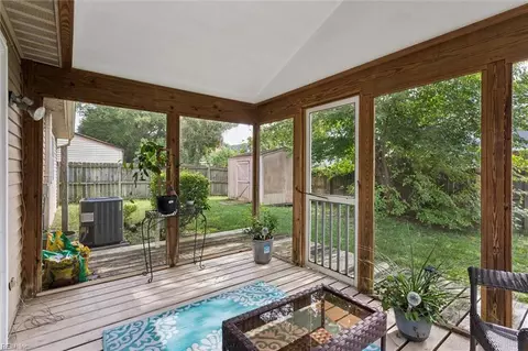 Exterior - 1411 Paul Jack Dr, Hampton, VA 23666 photo 5 of 7