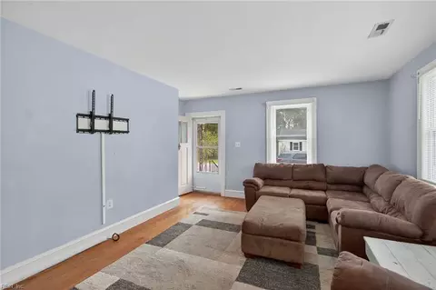 Living - 111 Chichester Ave, Hampton, VA 23669 photo 1 of 2