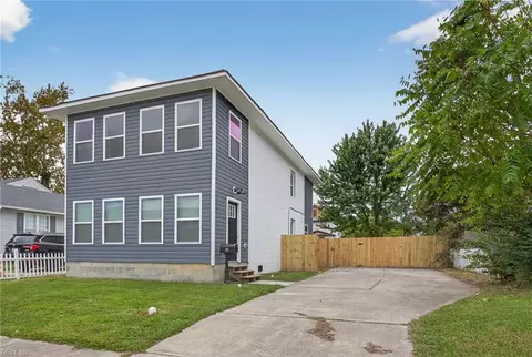 65 Maple Ave, Newport News, VA 23607