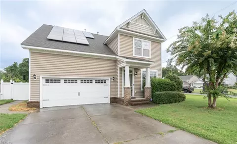 408 Rose Garden Ln, Chesapeake, VA 23320