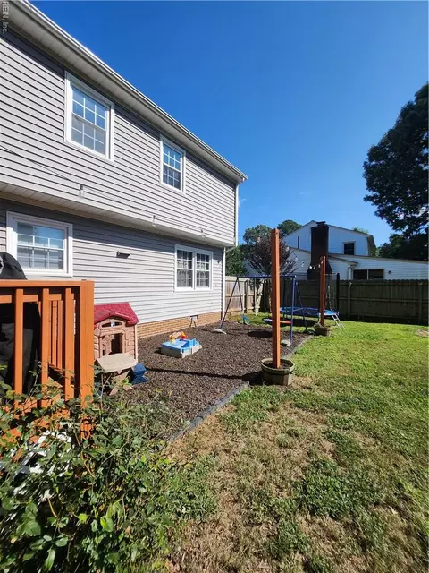 Exterior - 405 Terry Ct, Hampton, VA 23666 photo 10 of 13