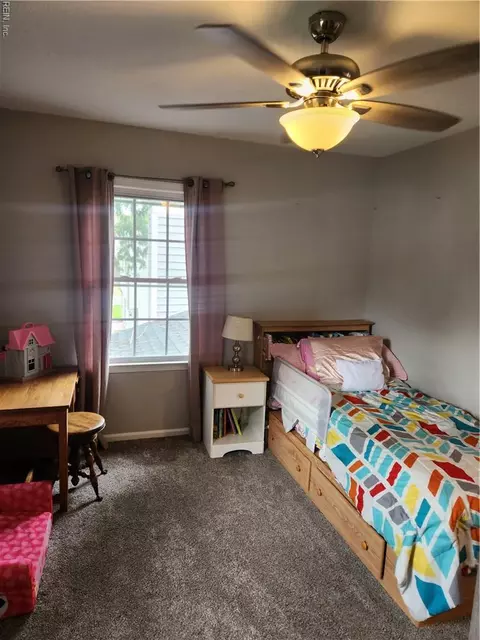 Bedroom - 405 Terry Ct, Hampton, VA 23666 photo 3 of 5