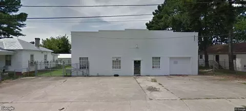517 S Main St, Suffolk, VA 23434