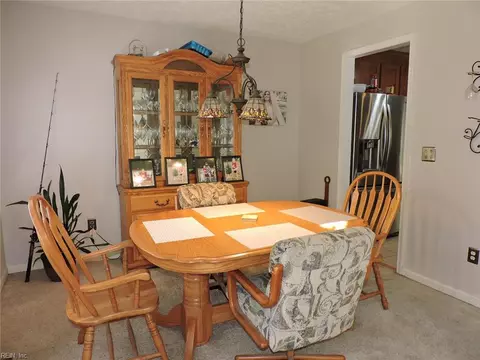 Dining - 9155 Marlfield Rd, Gloucester, VA 23061 photo 3 of 3