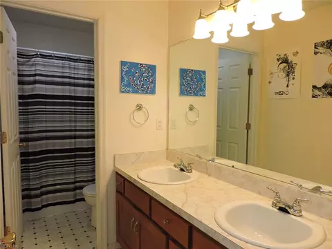 Bath - 9155 Marlfield Rd, Gloucester, VA 23061 photo 4 of 4