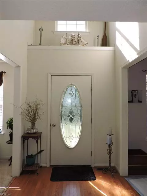 Entry Way - 9155 Marlfield Rd, Gloucester, VA 23061 photo 1 of 2