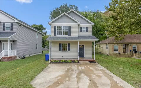 3604 Pierce St, Portsmouth, VA 23703