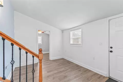 Entry Way - 138 Ransone St, Hampton, VA 23669 photo 2 of 3