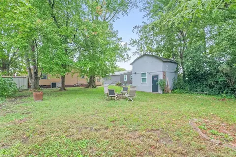 Exterior - 138 Ransone St, Hampton, VA 23669 photo 4 of 5