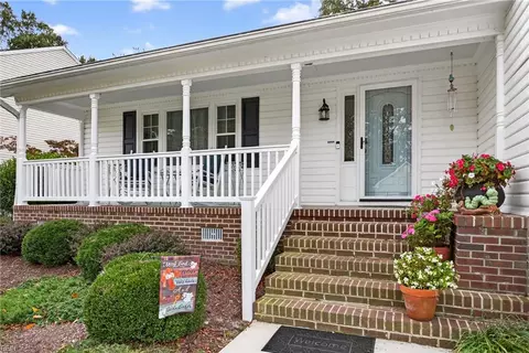 109 Grays Lndg, Hampton, VA 23666