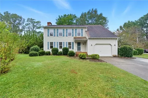 4200 Sorrento Dr, Chesapeake, VA 23321