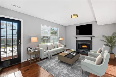 Living - 12 Kettering Ln, Hampton, VA 23666 photo 1 of 2