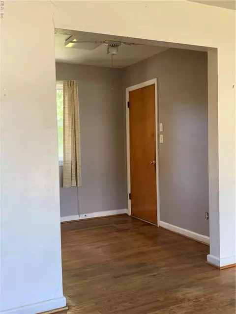 3029 Dayton Ct, Norfolk, VA 23513 photo 20