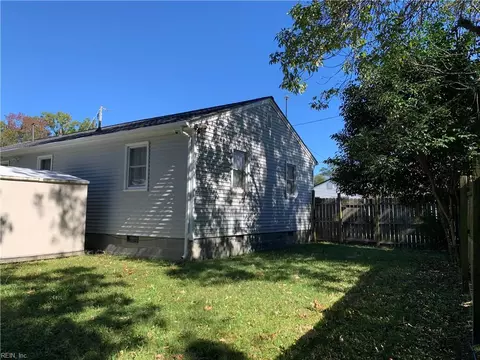 3029 Dayton Ct, Norfolk, VA 23513 photo 13