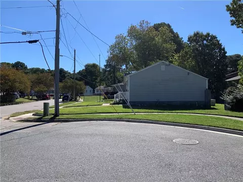 3029 Dayton Ct, Norfolk, VA 23513 photo 4