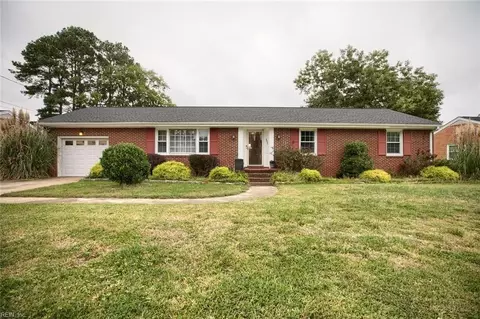 4808 Thornwood St, Portsmouth, VA 23703