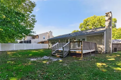 Exterior - 46 Manilla Ln, Hampton, VA 23669 photo 4 of 4