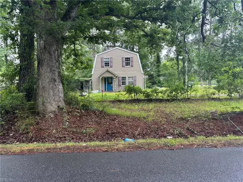 4869 Sondej Ave, Chesapeake, VA 23321