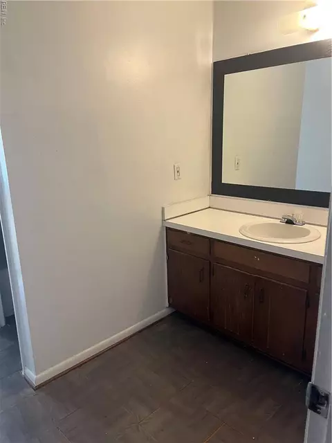 138 Eberly Ter, Hampton, VA 23669 photo 10