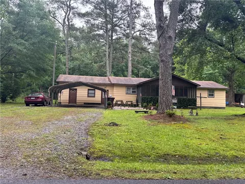 4939 Sondej Ave, Chesapeake, VA 23321