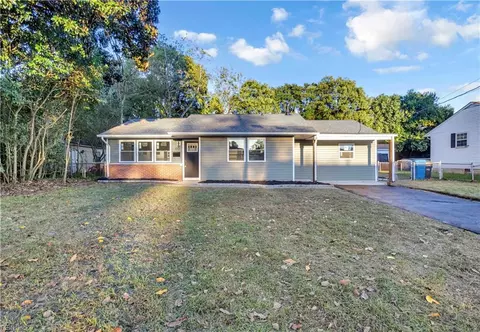 772 Meade Ln, Virginia Beach, VA 23455