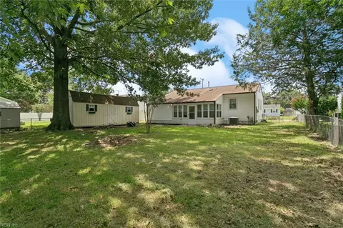 8520 Orcutt Ave, Hampton, VA 23605 photo 21