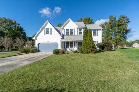 2108 Marlin Ct, Chesapeake, VA 23323