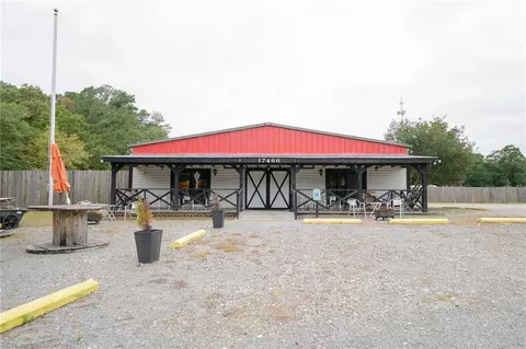 17466 Benns Church Blvd, Smithfield, VA 23430