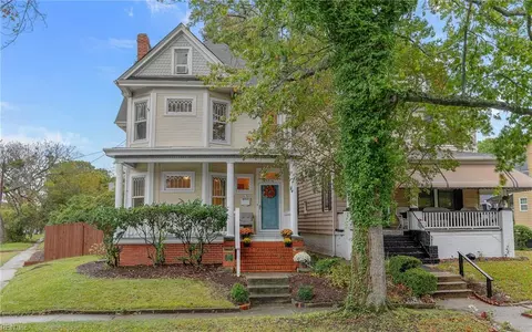 3716 Colonial Ave, Norfolk, VA 23508