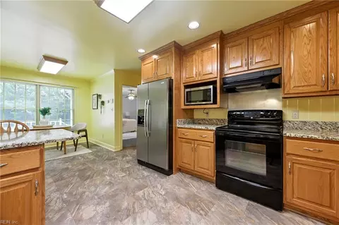 Kitchen - 8788 Adams Dr, Suffolk, VA 23433 photo 2 of 5