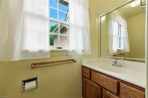 Bath - 8788 Adams Dr, Suffolk, VA 23433 photo 4 of 4