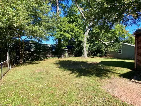 Exterior - 213 Albany Dr, Hampton, VA 23666 photo 7 of 7