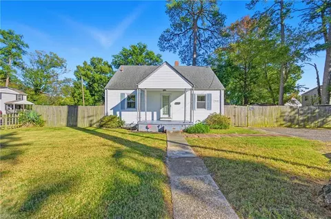 7920 E Glen Rd, Norfolk, VA 23505