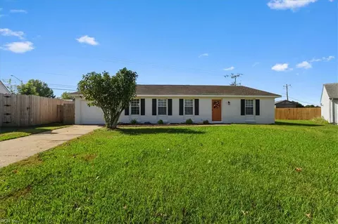 3821 Forrester Way, Virginia Beach, VA 23452