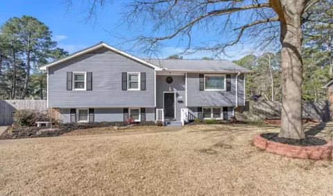 3505 Byrn Brae Dr, Virginia Beach, VA 23464