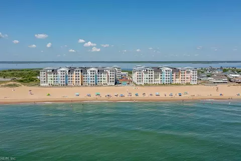 3700 Sandpiper Rd #121, Virginia Beach, VA 23456