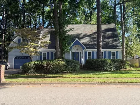 436 Butterfly Dr, Chesapeake, VA 23322
