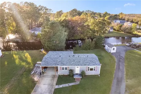 114 Trout St, Moyock, NC 27958