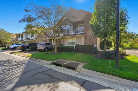 2749 Browning Dr, Virginia Beach, VA 23456